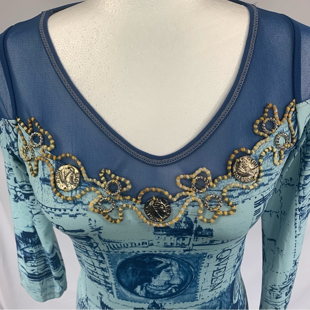 Save the Queen Vintage Graphic Top Sheer Panels Embellished 3/4 Sleeves Blues MS - Picture 4 of 16